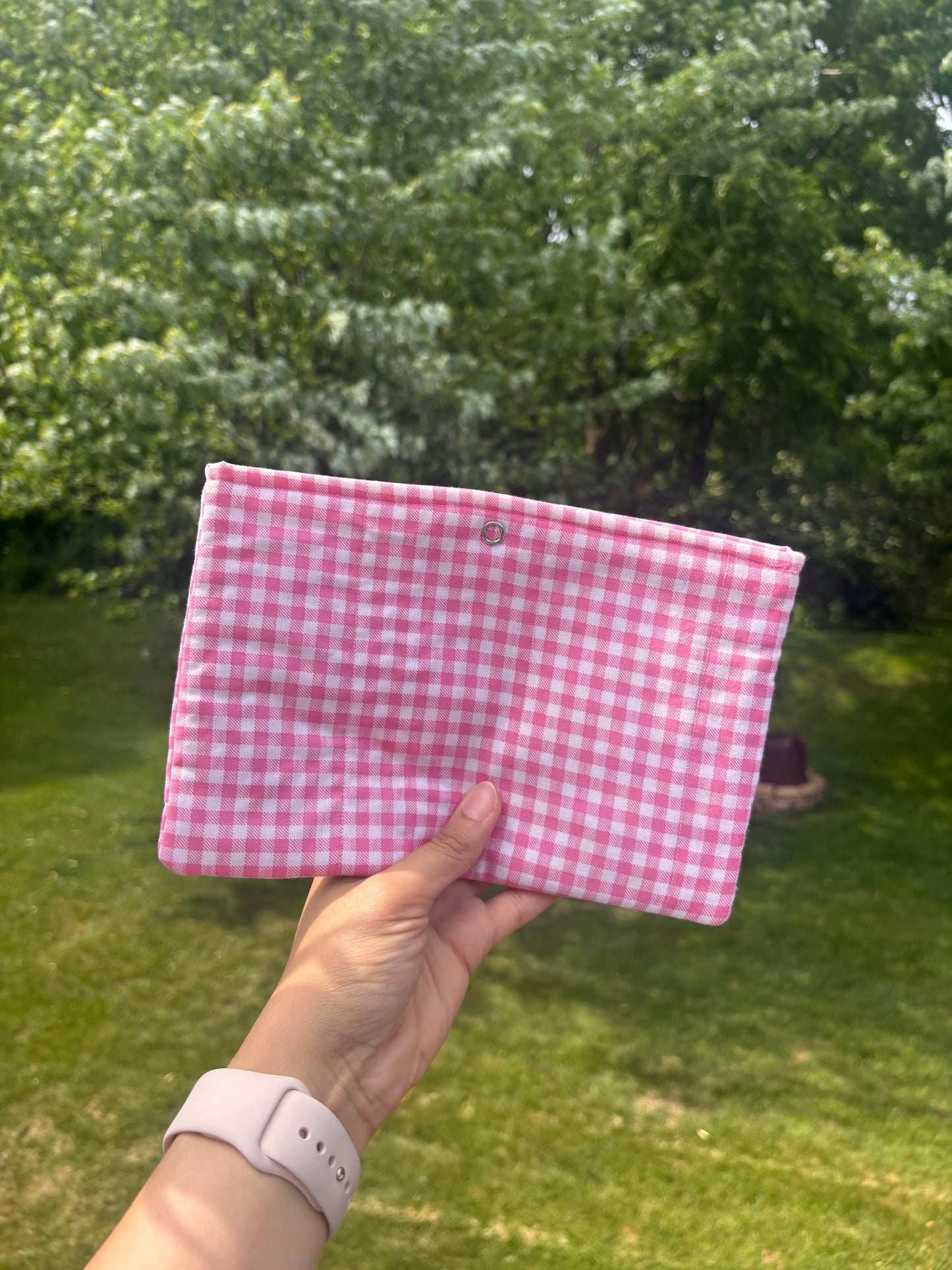 Pink Picnic - EReader Sleeve