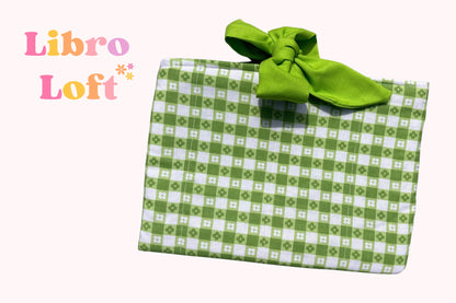 Green Gingham - Book Sleeve